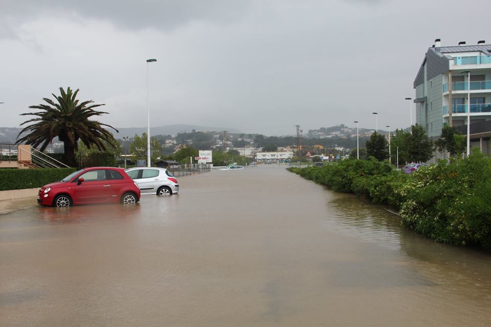 Inundaci N En La Playa Del Arenal J Vea X Bia