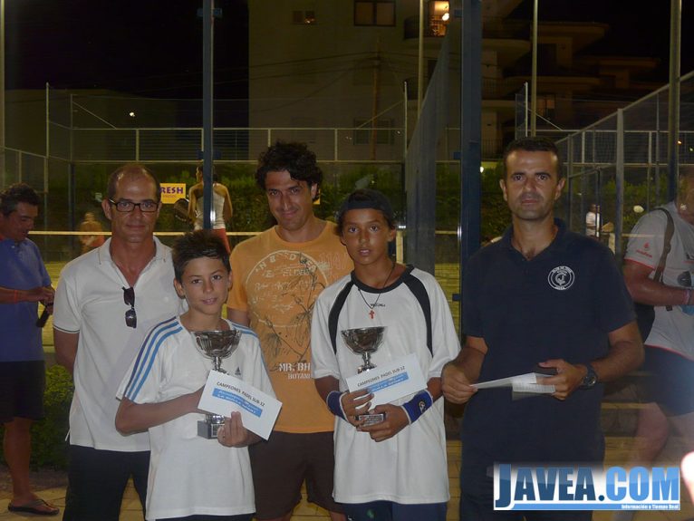 Robert Cercos y Álvaro Cercos campeones pádel Sub 12