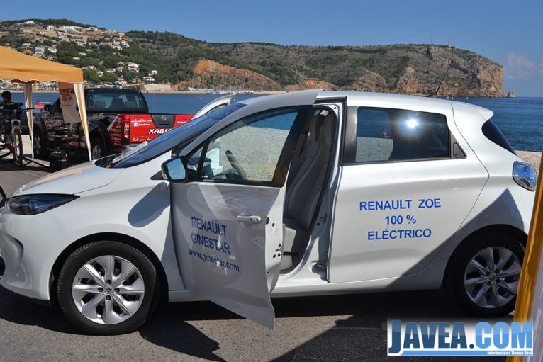 Coche eléctrico de la carpa Renault