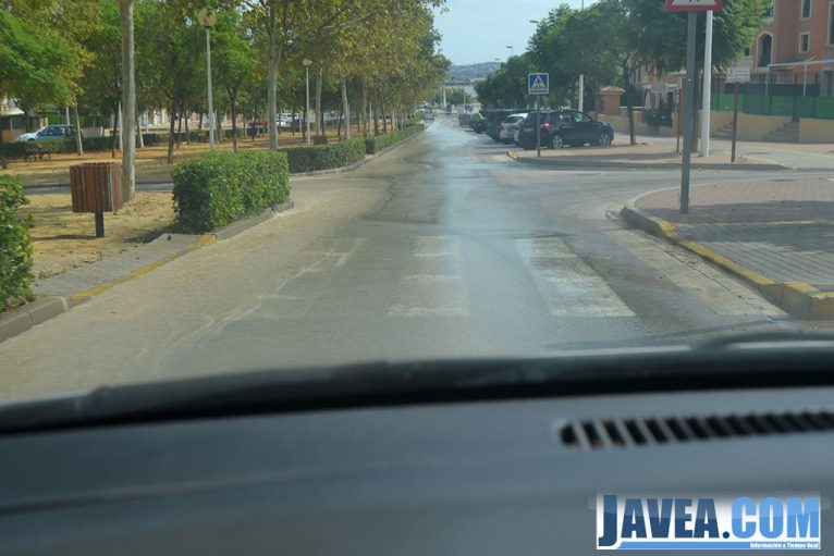 El agua del reventón llegaba hasta la Vía Augusta