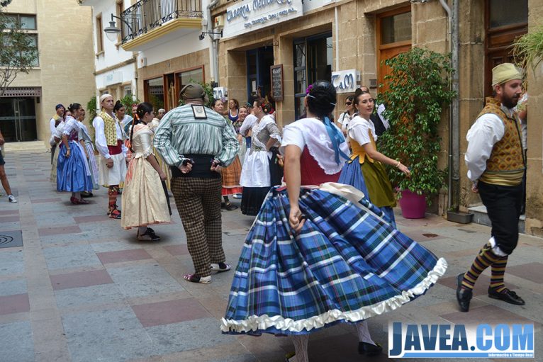 Dansà Popular Valenciana el 9 de octubre