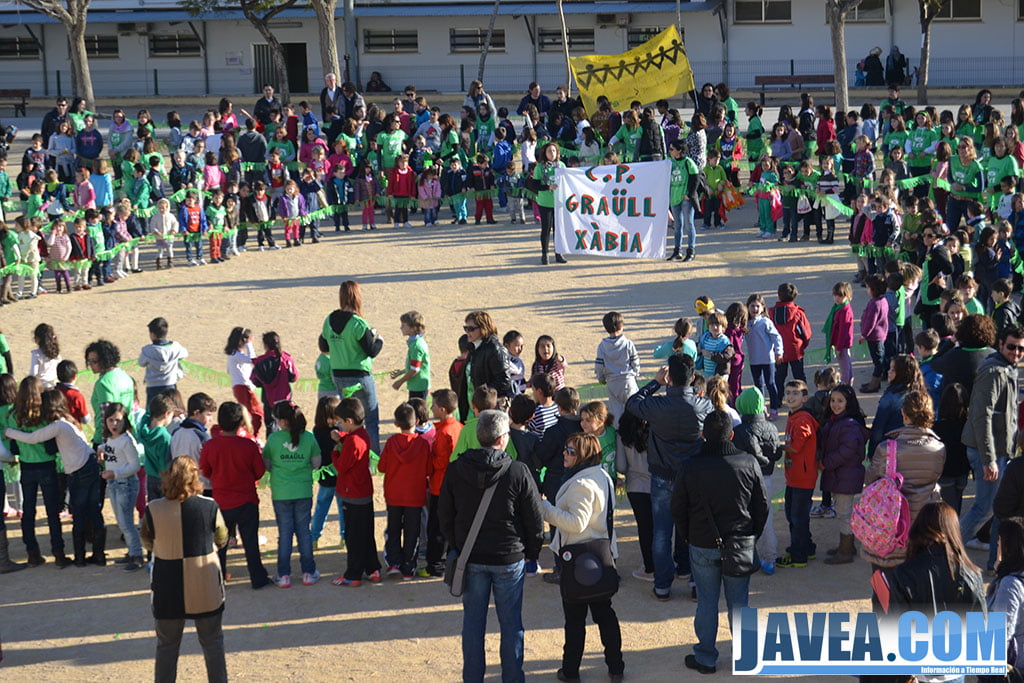 Desde el centro educativo se leyó un manifiesto de rechazo a los recortes en educación