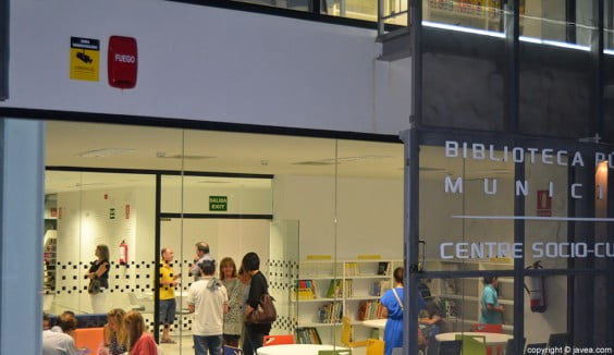 Las bibliotecas municipales de Jávea acogerán la representación del soldadito de plomo para conmemorar el día internacional del libro infantil