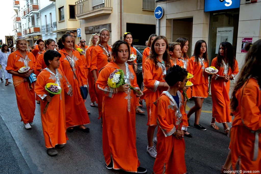 Filà Almoriscos en la ofrenda