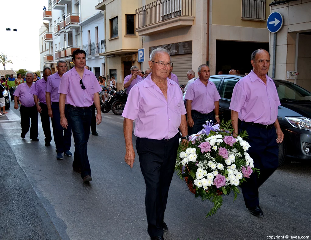 Miembros de la Cofradía de Jesús Nazareno de Jávea