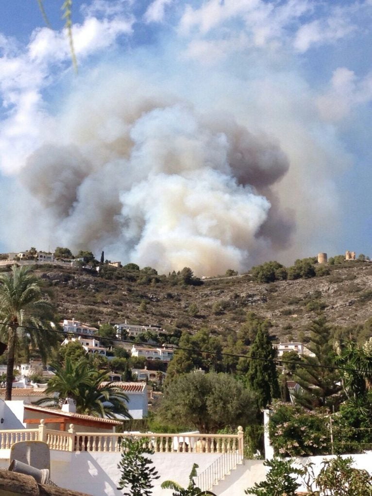 Declarado un incendio en Las Planas