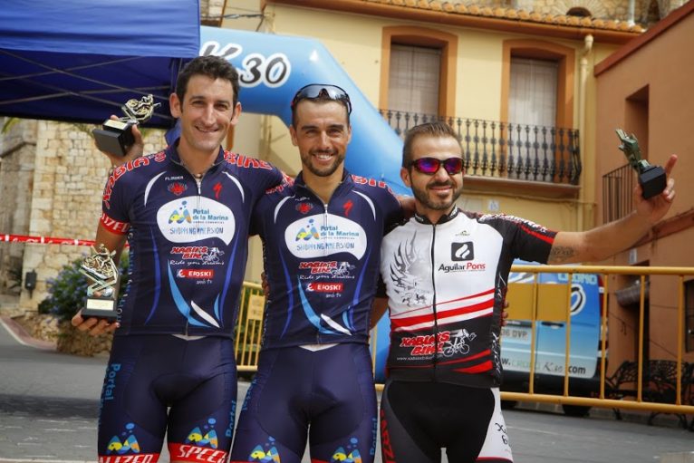 Adelino Moll, Saoro Moll y Moisés Espinós en el podium