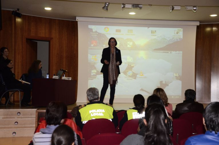 Empar Bolufer presenta el lipdub elaborado por la concejalía de Igualdad