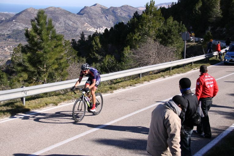 Juanjo Femenía subiendo Coll de Rates