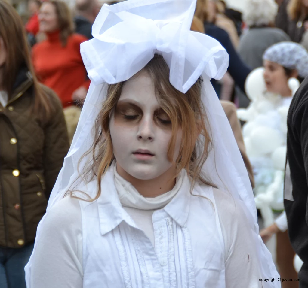 Niña Loca y poseída