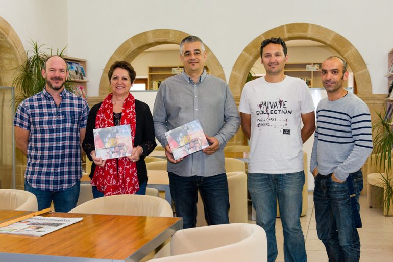 Miembros de la AXF en la presentación del anuario 2014