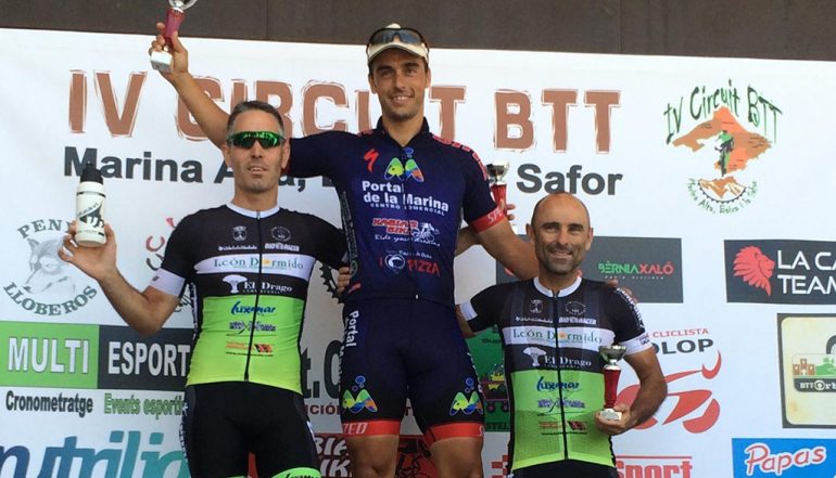 Juanjo Femenía en el podium