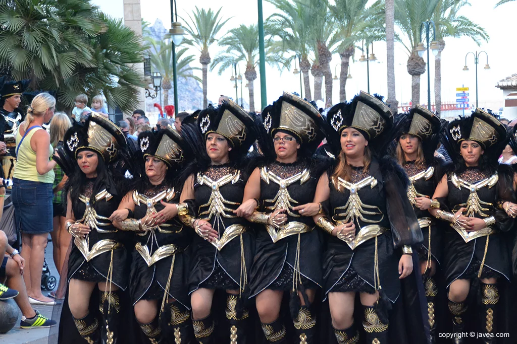 Filà Pirates Escuadra primera mujeres