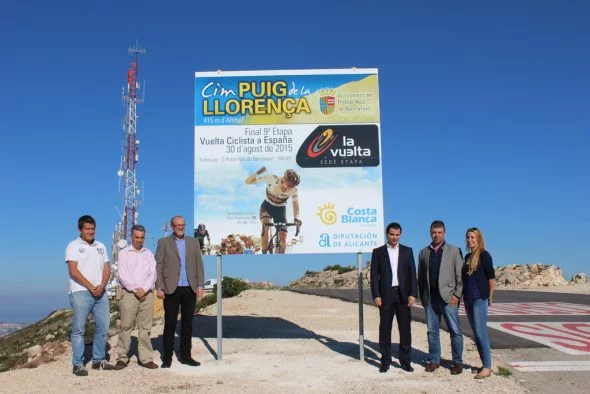 Cartel conmemorativo del final de la etapa de la Vuelta Ciclista a España