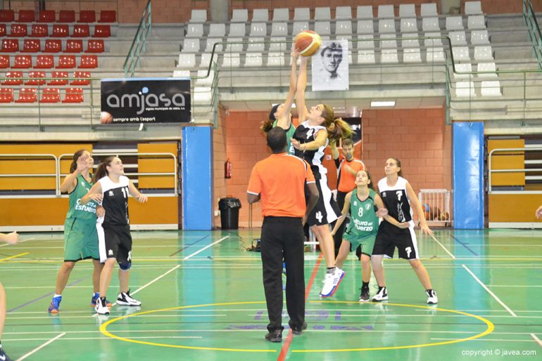 Salto inicial CB Joventut Xàbia- CB Ondara