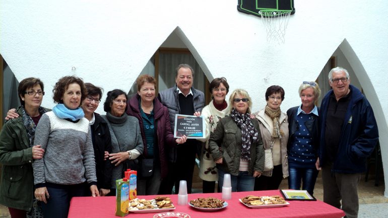 Donativo a Cáritas Duanes