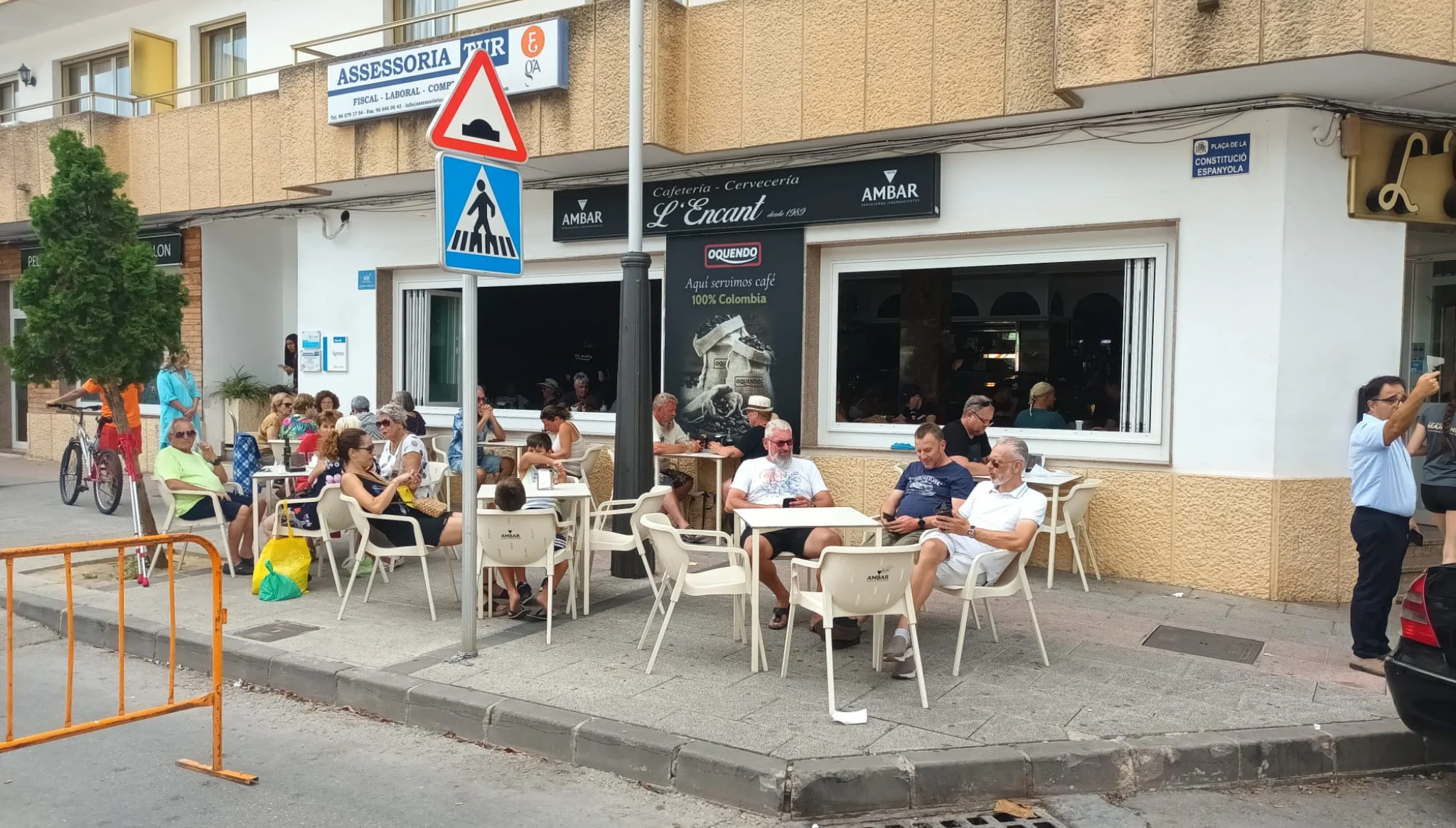 Terraza de Cafetería L’Encant