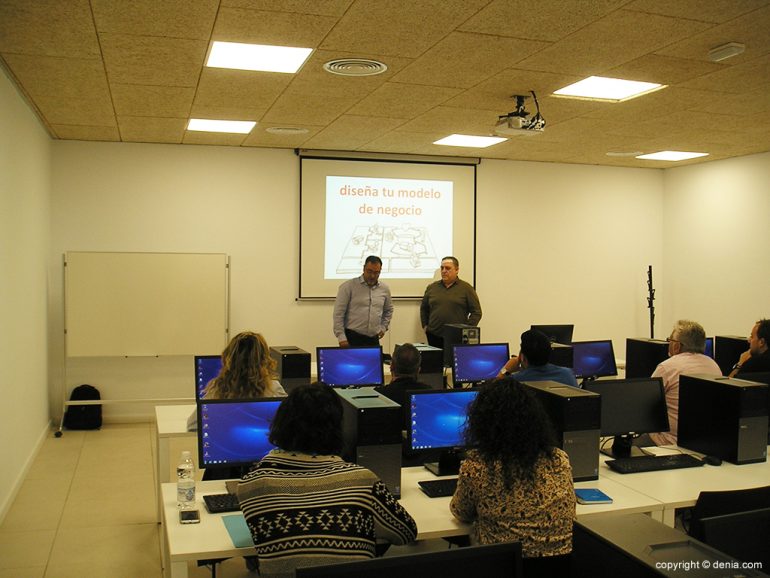 Alumnos participanes en el Programa Emprede Aventura