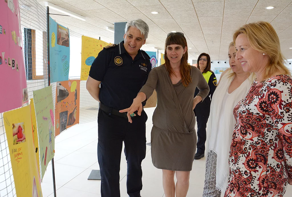 Gisbert junto a Monfort en la Exposición Xàbia Conviu