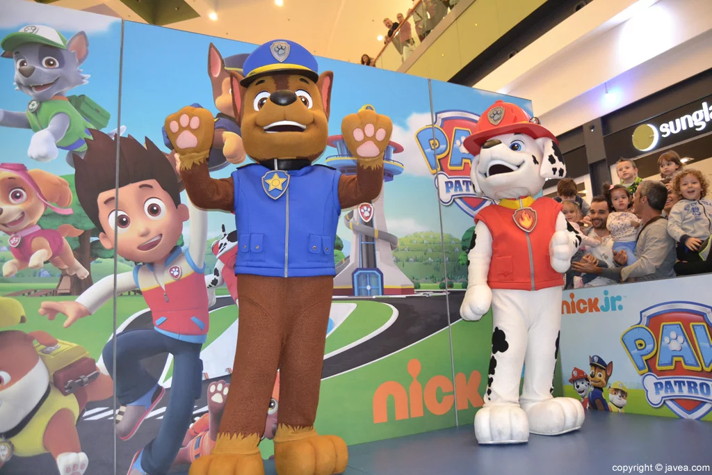 Visita de la Patrulla Canina al Centro Comercial Portal de la Marina – Llegada de los personajes