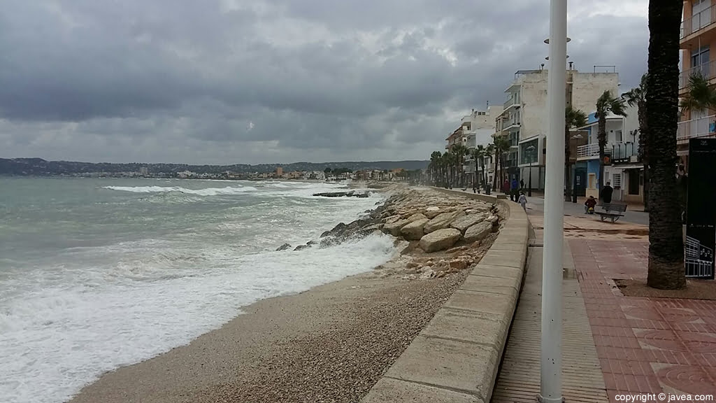 Temporal playa de la Grava