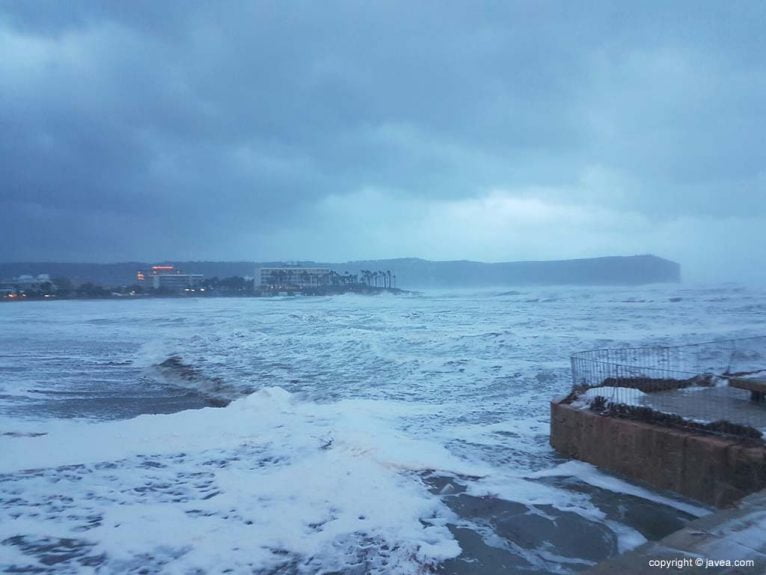 28 Temporal de mar y viento