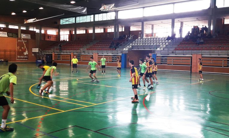 Los cadetes del CH Xàbia durante un partido