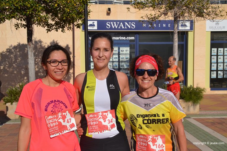 Patricia Castañeda, Carmen Bolufer y Mila Ortega