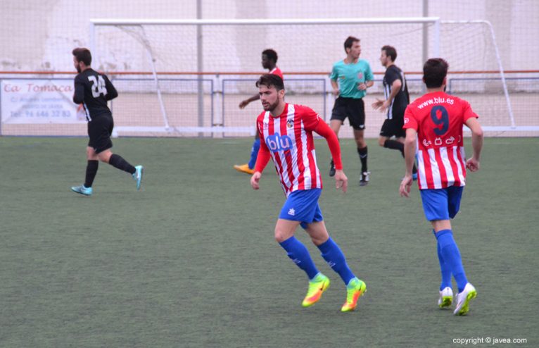 Petu y Michael  durante un partido de liga