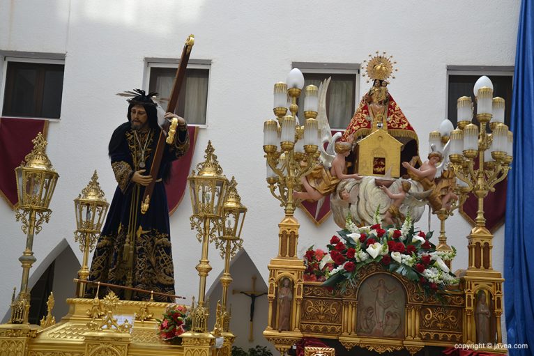 Jesús NAzareno y la Virgen del Loreto en la Parroquia del Mar