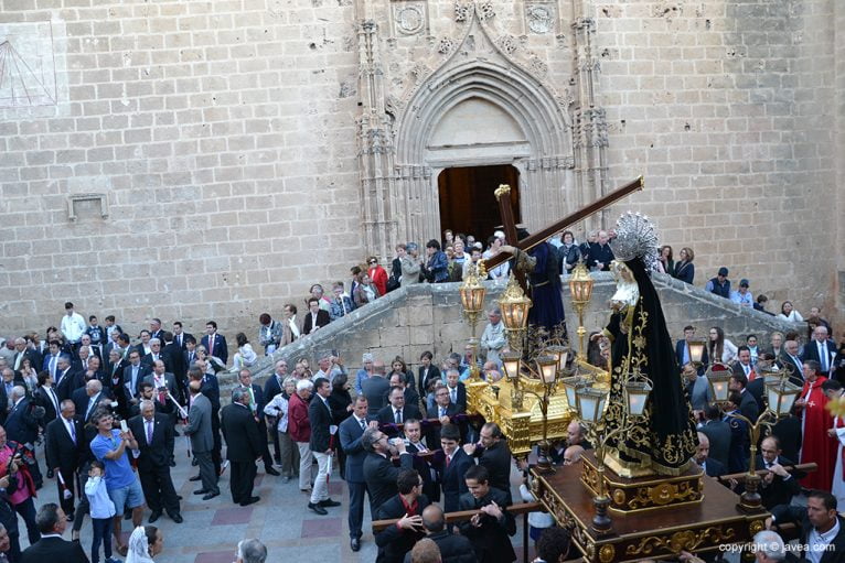 Procesión de subida del Nazareno a la ermita del Calvario