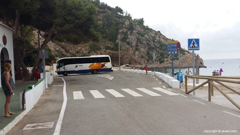 Autobús de acceso a la Granadella