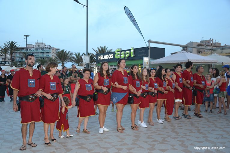 Desfile de Moros y cristianos en el Arenal