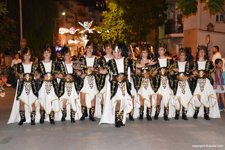 Mujeres de la Filà Ballesters