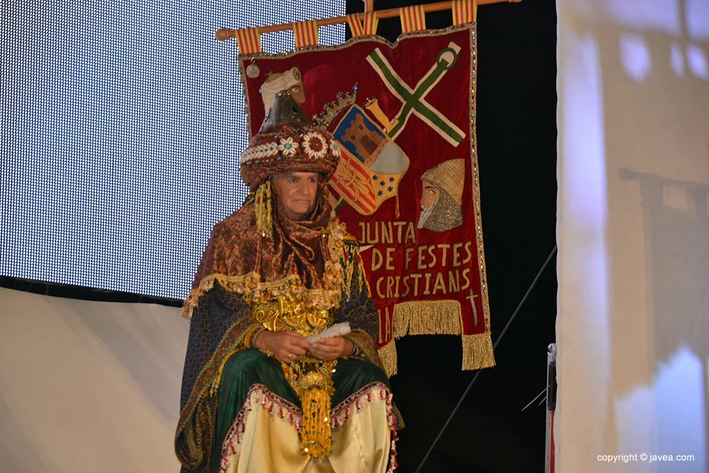 Presentación de trajes de las fiestas de Moros y Cristianos 2017