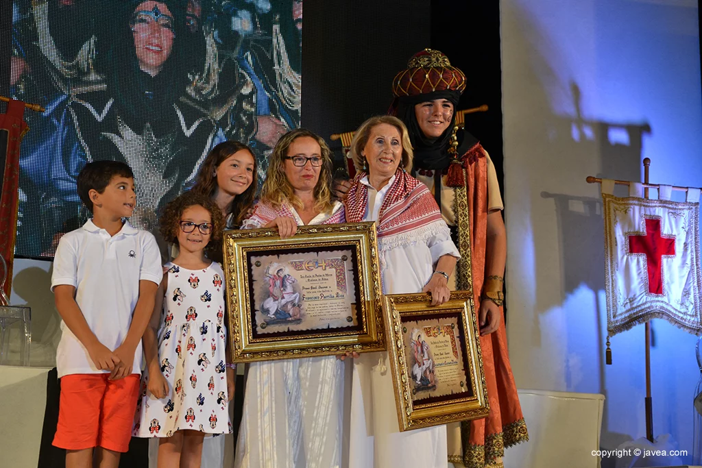 Presentación de trajes de las fiestas de Moros y Cristianos 2017