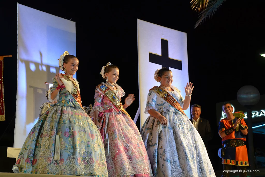 Presentación de trajes de las fiestas de Moros y Cristianos 2017