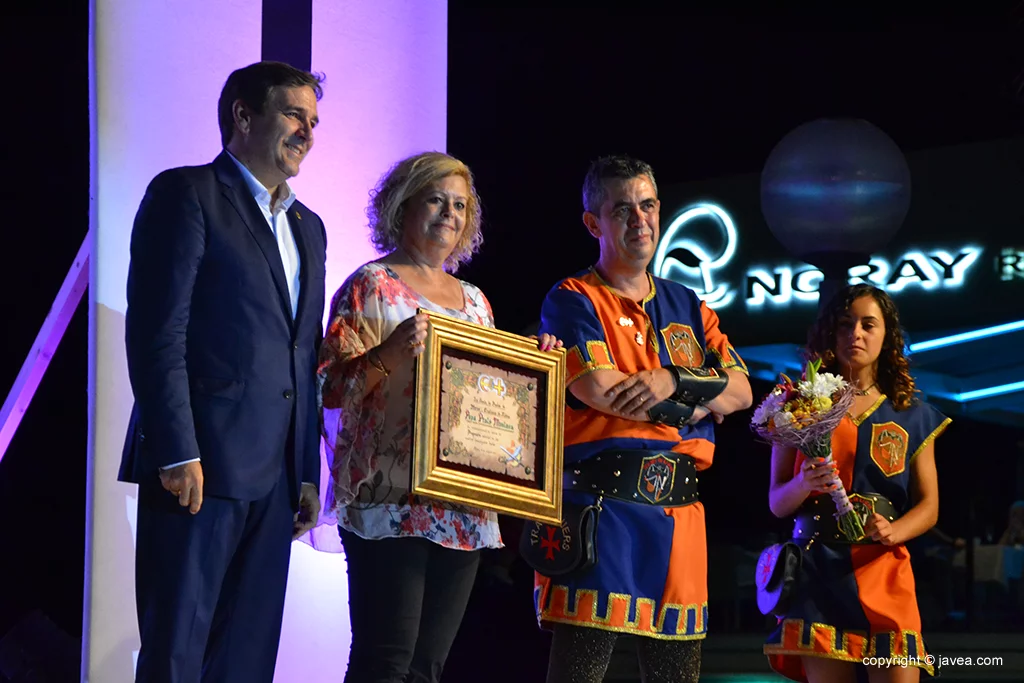 Presentación de trajes de las fiestas de Moros y Cristianos 2017