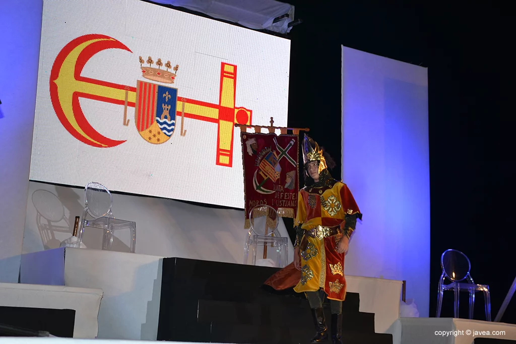 Presentación de trajes de las fiestas de Moros y Cristianos 2017