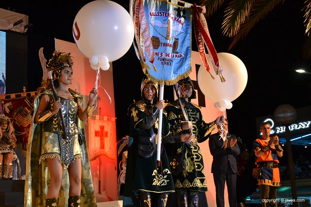 Presentación de trajes de las fiestas de Moros y Cristianos 2017