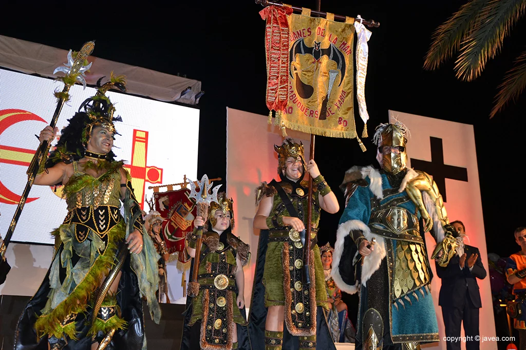 Presentación de trajes de las fiestas de Moros y Cristianos 2017