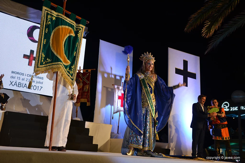 Presentación de trajes de las fiestas de Moros y Cristianos 2017