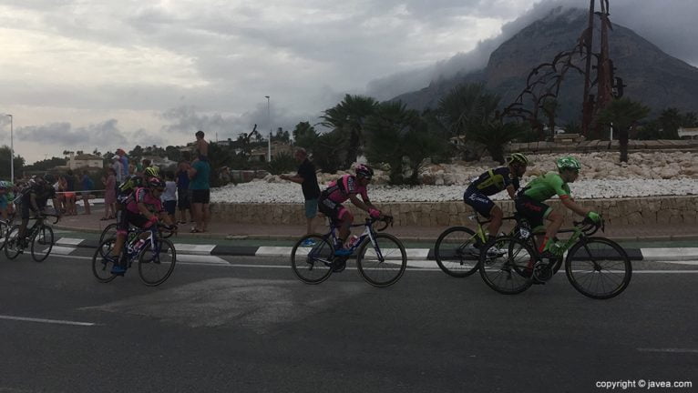 Ciclistas durante la carrera