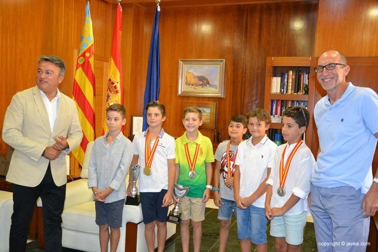 Recibimiento de los pequeños campeones xabieros en Gimnasia Artística