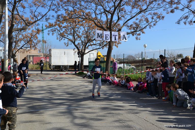 Carrera solidaria por la Paz del colegio Trenc d'alba