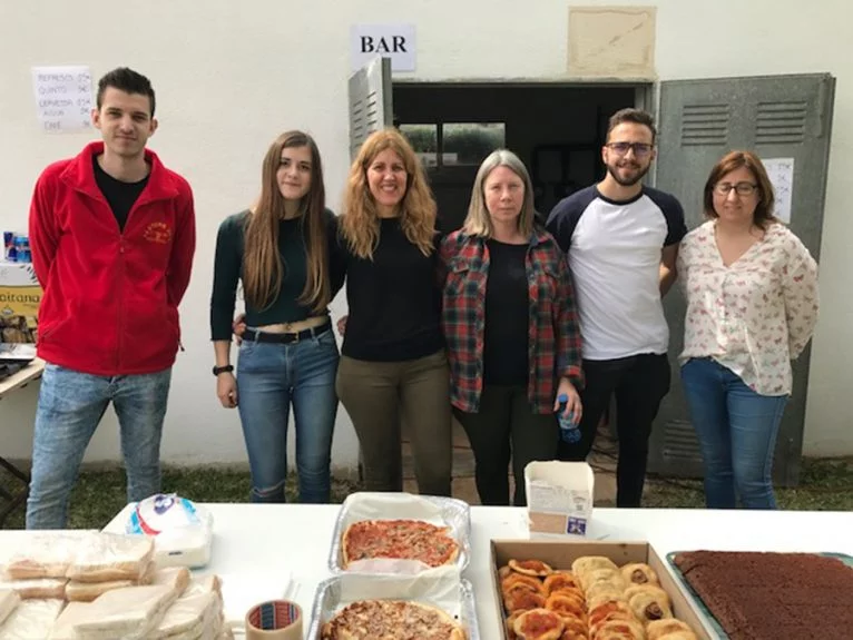 Festeros 2018 en el servicio de barra y comida