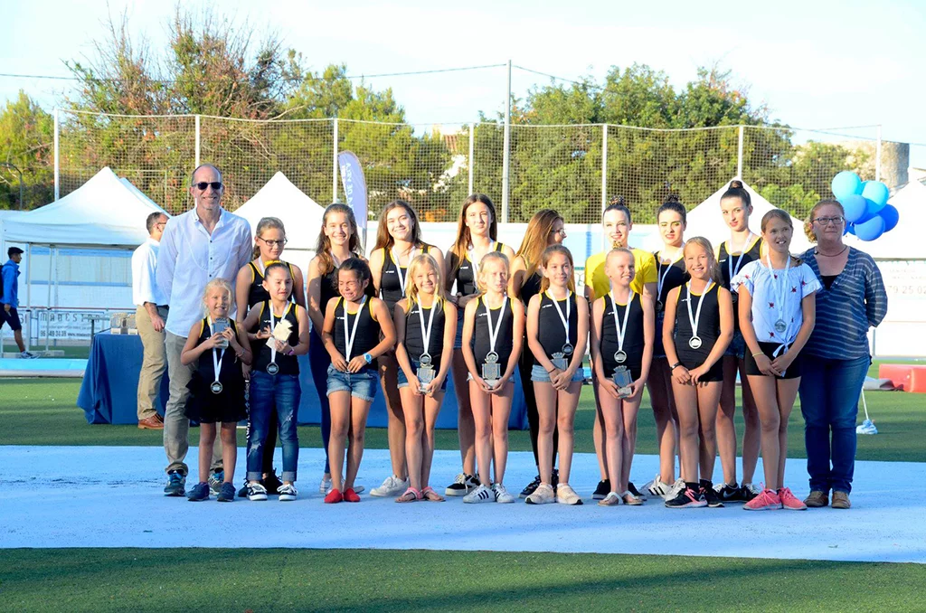 Gimnastas del Club Gimnasia Xàbia