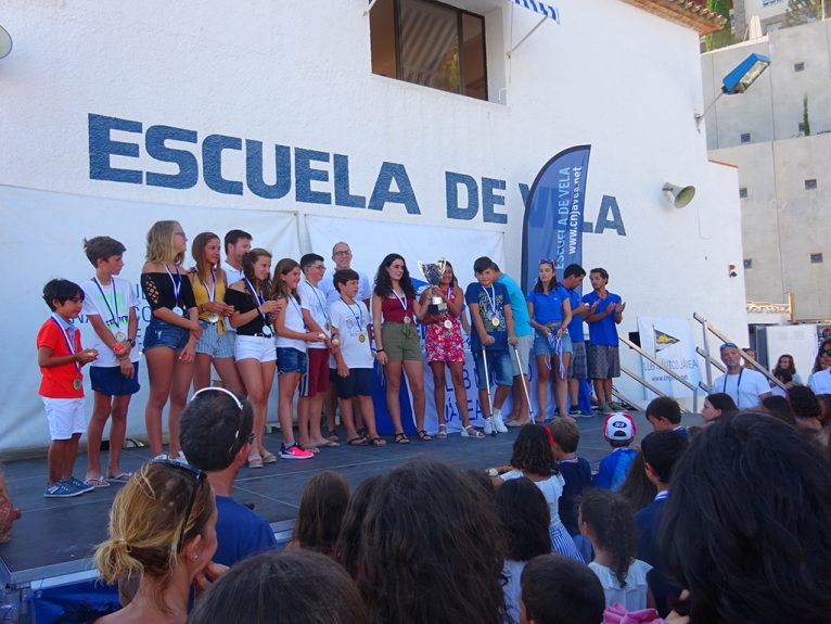 Entrega premios Liga Interescolar en el CN Jávea