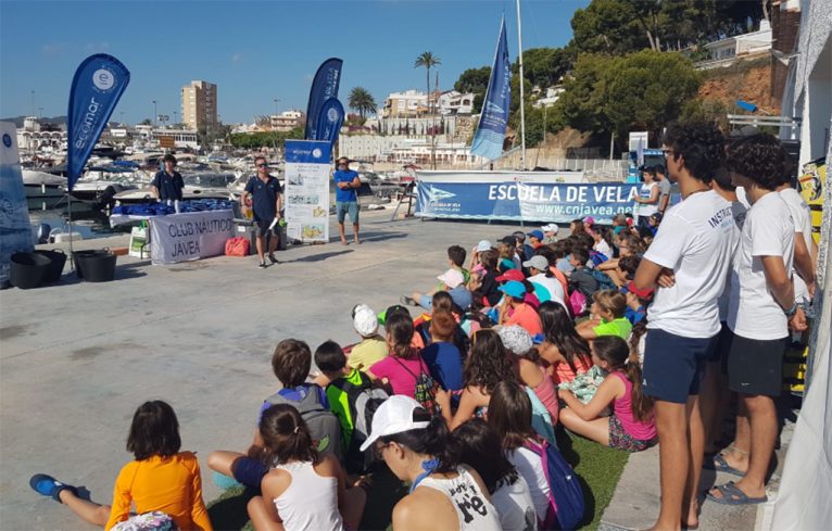 Jornada Limpieza Puerto Ecomar