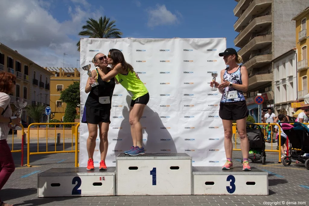 16 Entrega de premios VI Marcha Solidaria Raquel Payá – Podium Veteranas